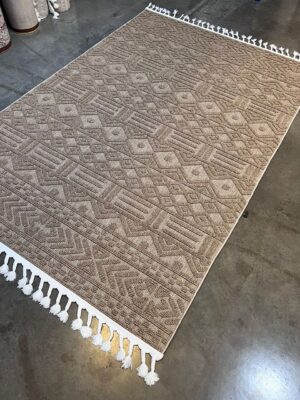 Classy jut center rug 4x6